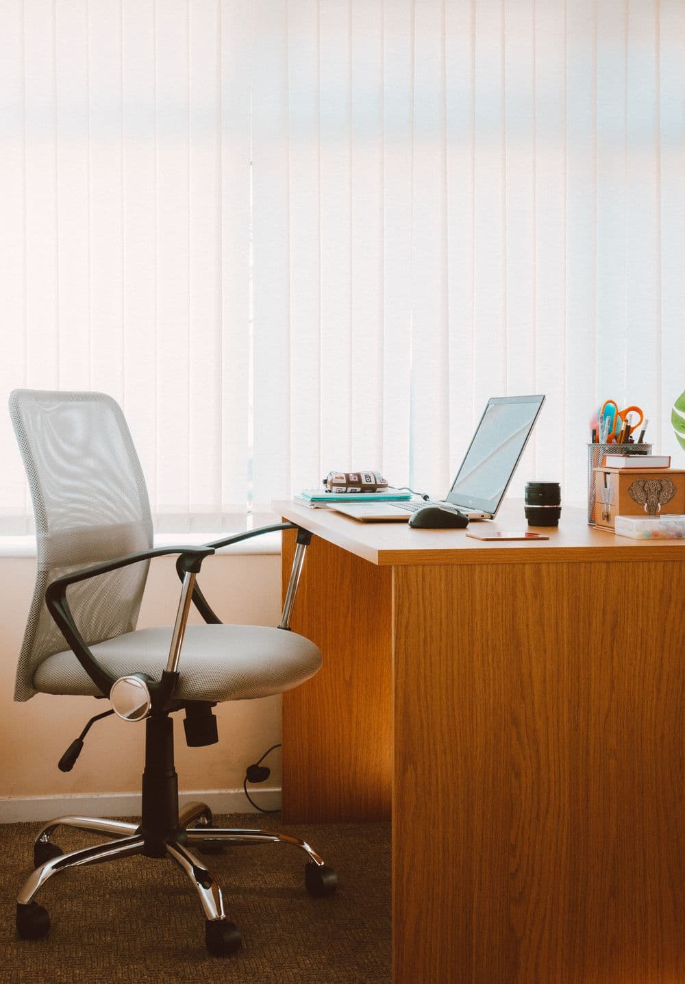Study Desk with Shelf