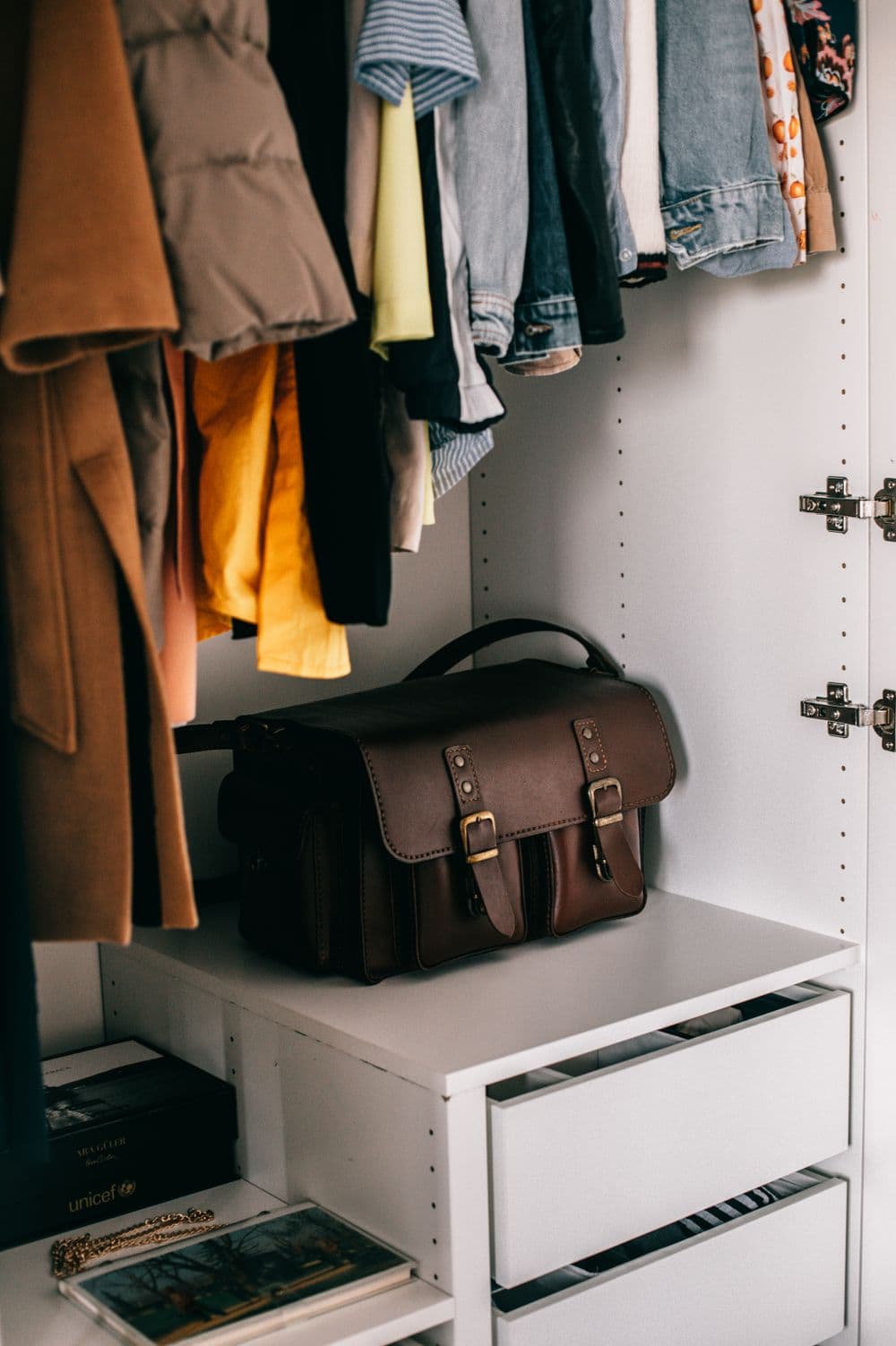 Slide 2-Door Wardrobe